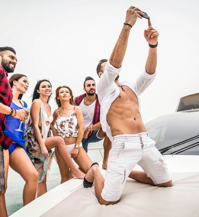 Renta de yate en Los Cabos: Cómo vivir una experiencia privada de verdad